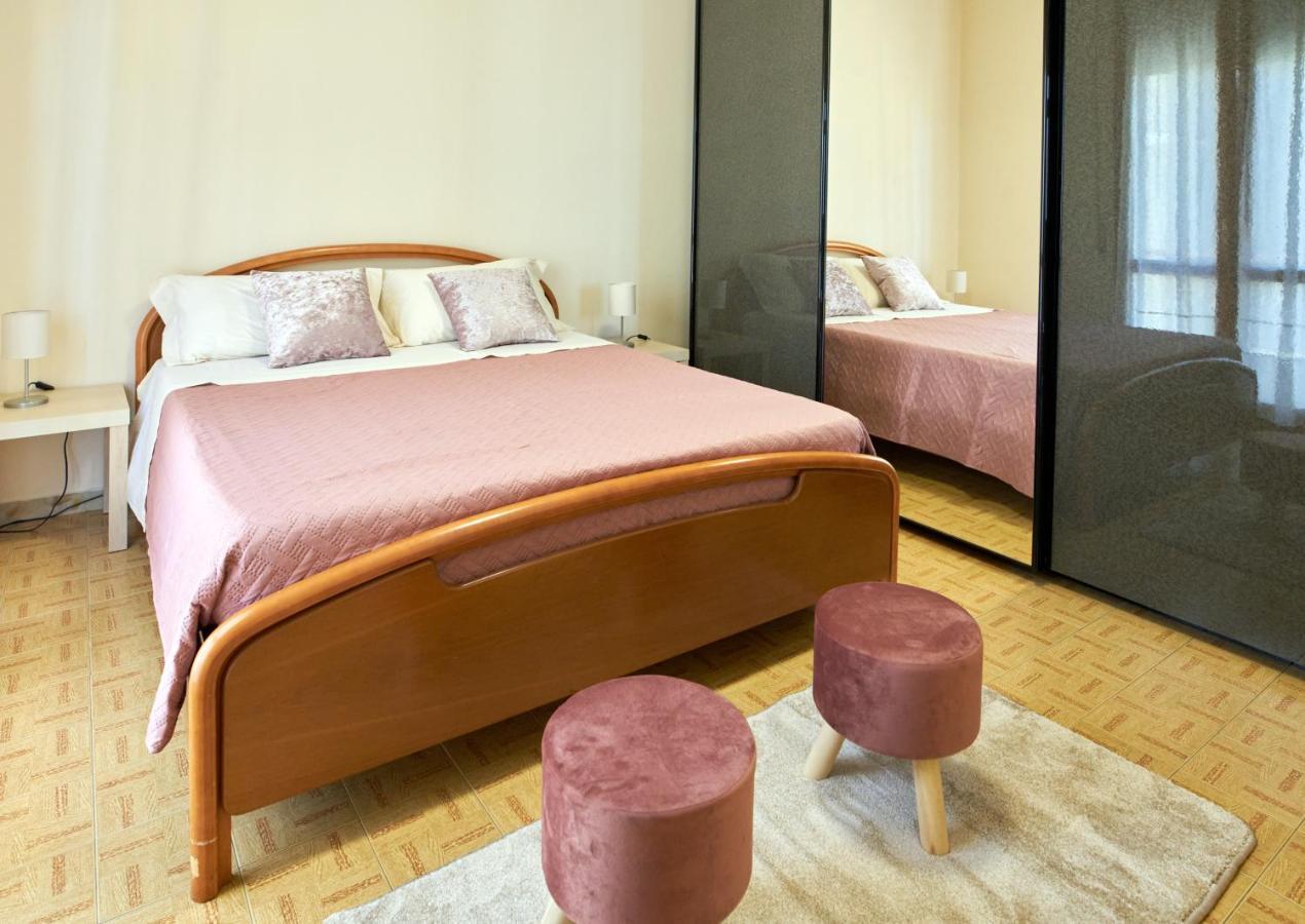 Cinzia'S Holiday Home Дезенцано-дель-Гарда Экстерьер фото
