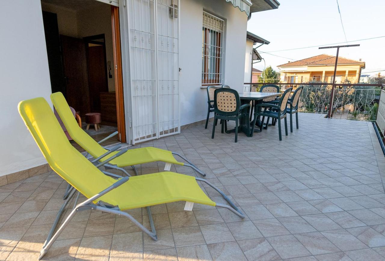 Cinzia'S Holiday Home Дезенцано-дель-Гарда Экстерьер фото